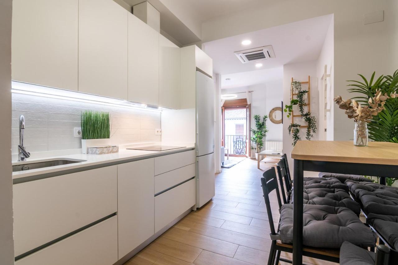 Tuguest Plaza Pescaderia - Catedral Apartment Granada Luaran gambar
