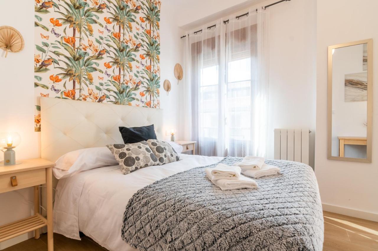 Tuguest Plaza Pescaderia - Catedral Apartment Granada Luaran gambar