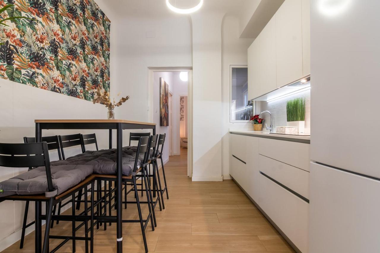 Tuguest Plaza Pescaderia - Catedral Apartment Granada Luaran gambar