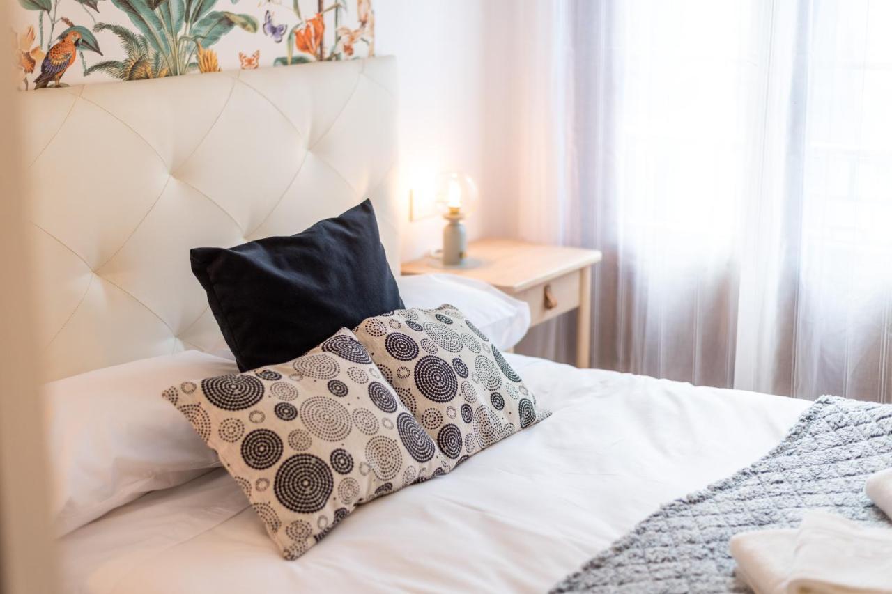 Tuguest Plaza Pescaderia - Catedral Apartment Granada Luaran gambar