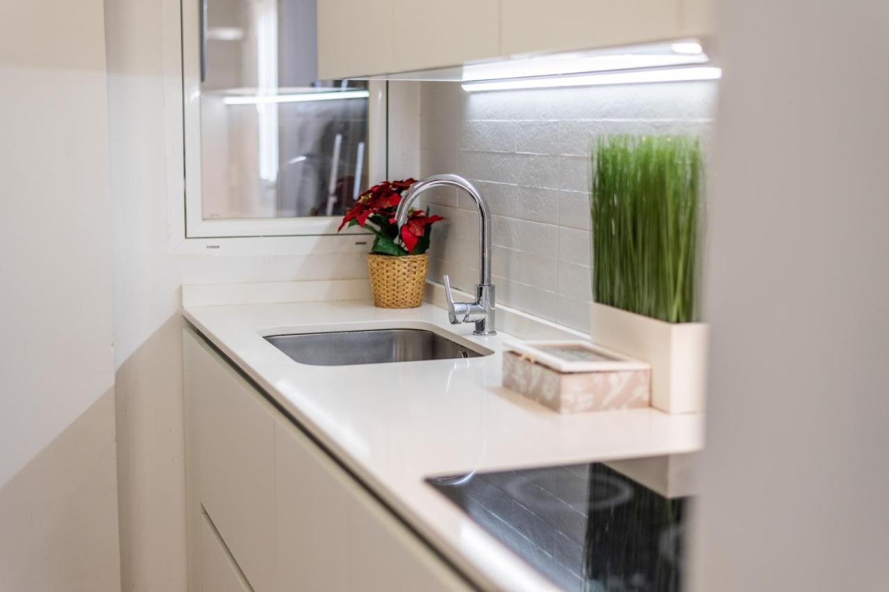 Tuguest Plaza Pescaderia - Catedral Apartment Granada Luaran gambar